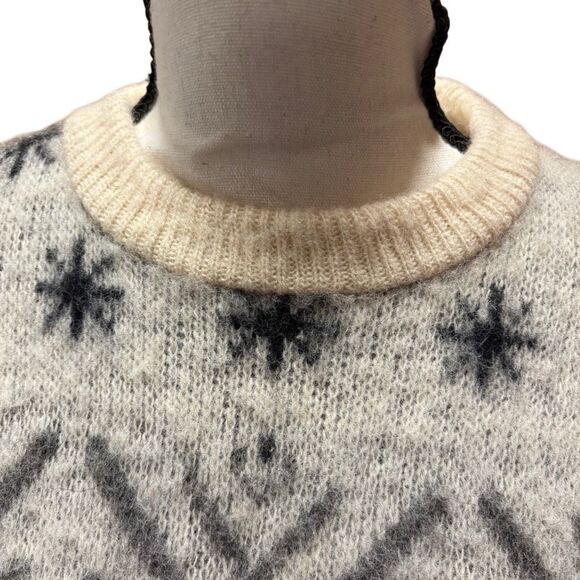 Samband of Iceland Vintage Wool Sweater Grey Black Snowflake Ribbed Trim Men Med - Picture 4 of 9